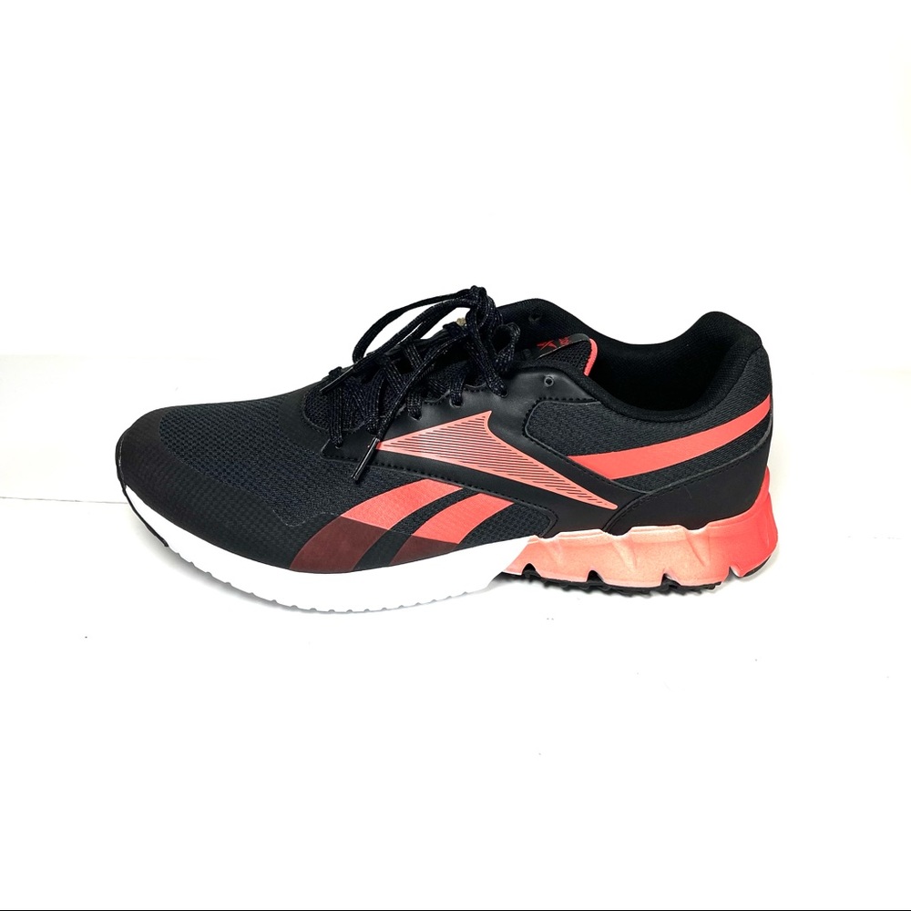 Reebok Ztaur Run Mens Run Shoes Black /Red Size 12. Condition is New Without Box